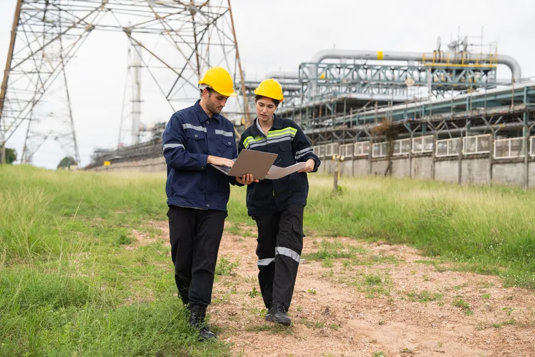 Discover the world of power and grid infrastructure